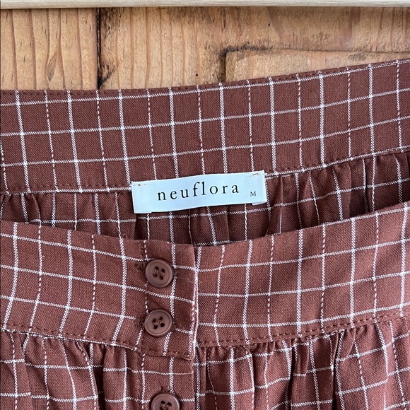 Neuflora | Elegant Red Brown Windowpane Blouse - Picture 4 of 5